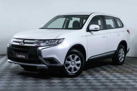 Автомобиль Mitsubishi, Outlander, 2016 года, VT, пробег 12254 км