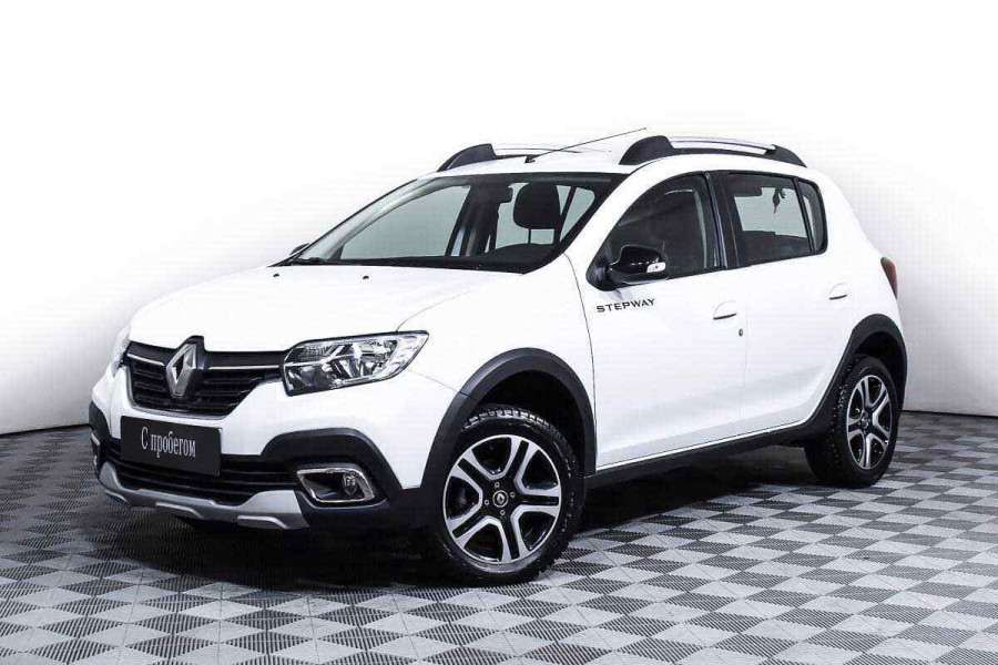 Автомобиль Renault, Sandero Stepway, 2022 года, VT, пробег 8102 км