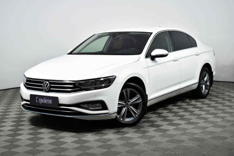 Автомобиль Volkswagen, Passat, 2021 года, AMT, пробег 60695 км