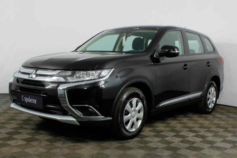 Автомобиль Mitsubishi, Outlander, 2016 года, VT, пробег 4749 км